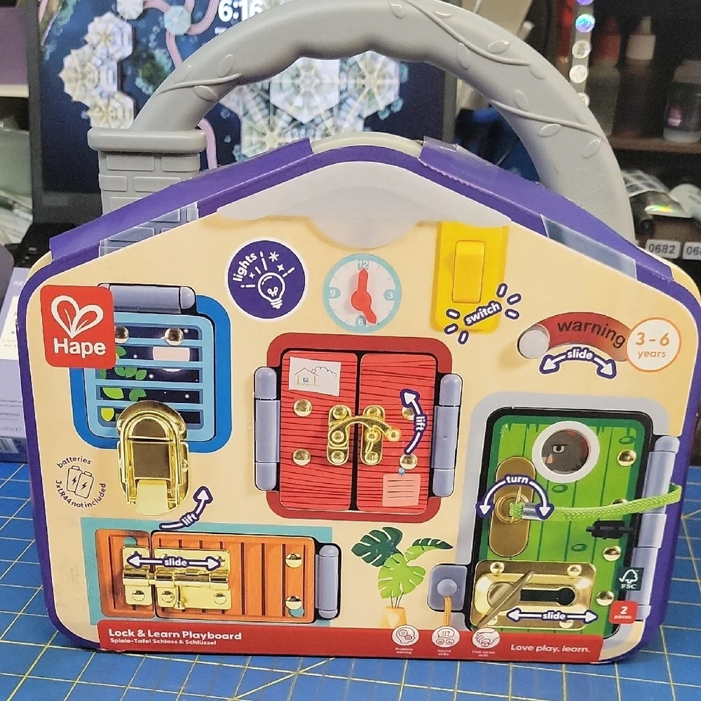 Hape Lock & Learn Playboard Ages 3-6 Years New In Package